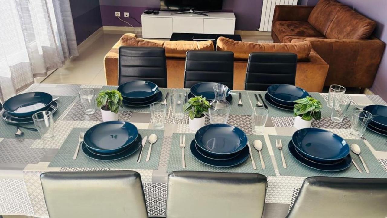 100M2 2 Chambres 8 Personnes - Grand Parking Et Terrasse Privee - Proche Cdg-Parc Expositions-Paris-Asterix-Disney Villepinte  Ngoại thất bức ảnh